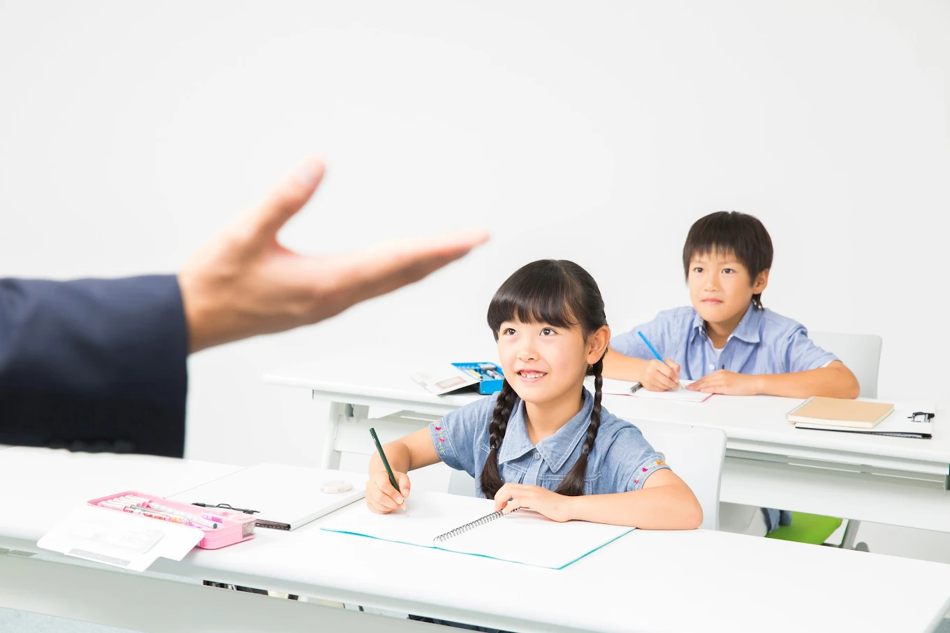 毎日4時間勉強塾 のアイキャッチ画像