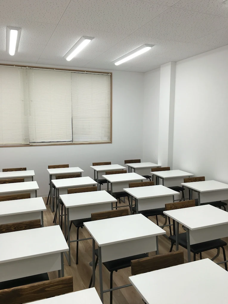 4studi のアイキャッチ画像