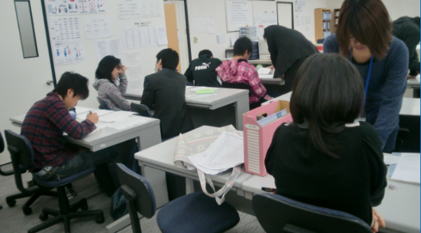 個別進度学習指導塾 向伸学館 のアイキャッチ画像