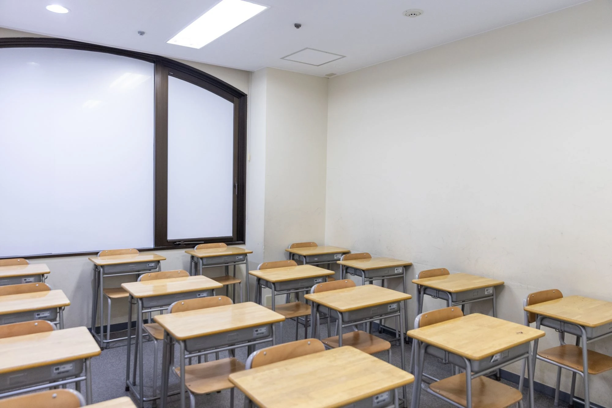 アオキ学園 本校 の内観画像