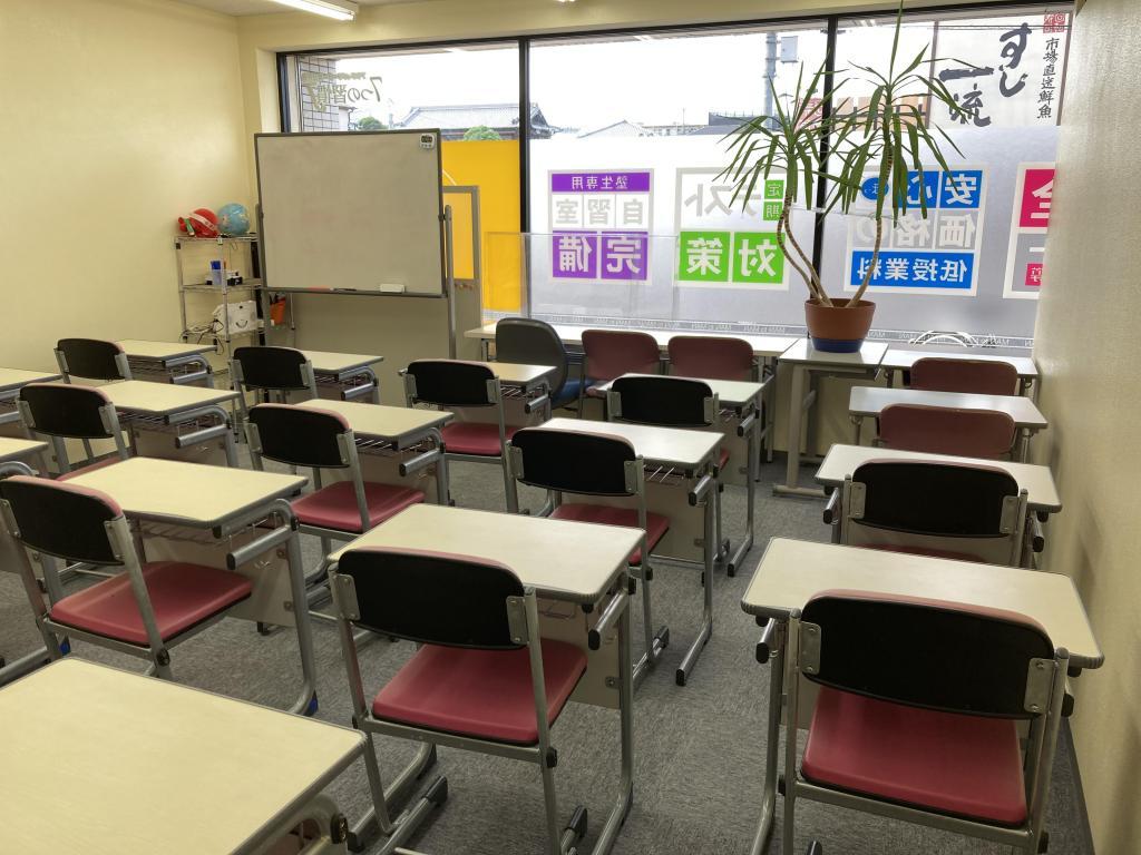ＩＴＴＯ個別指導学院 伊丹昆陽校 の内観画像