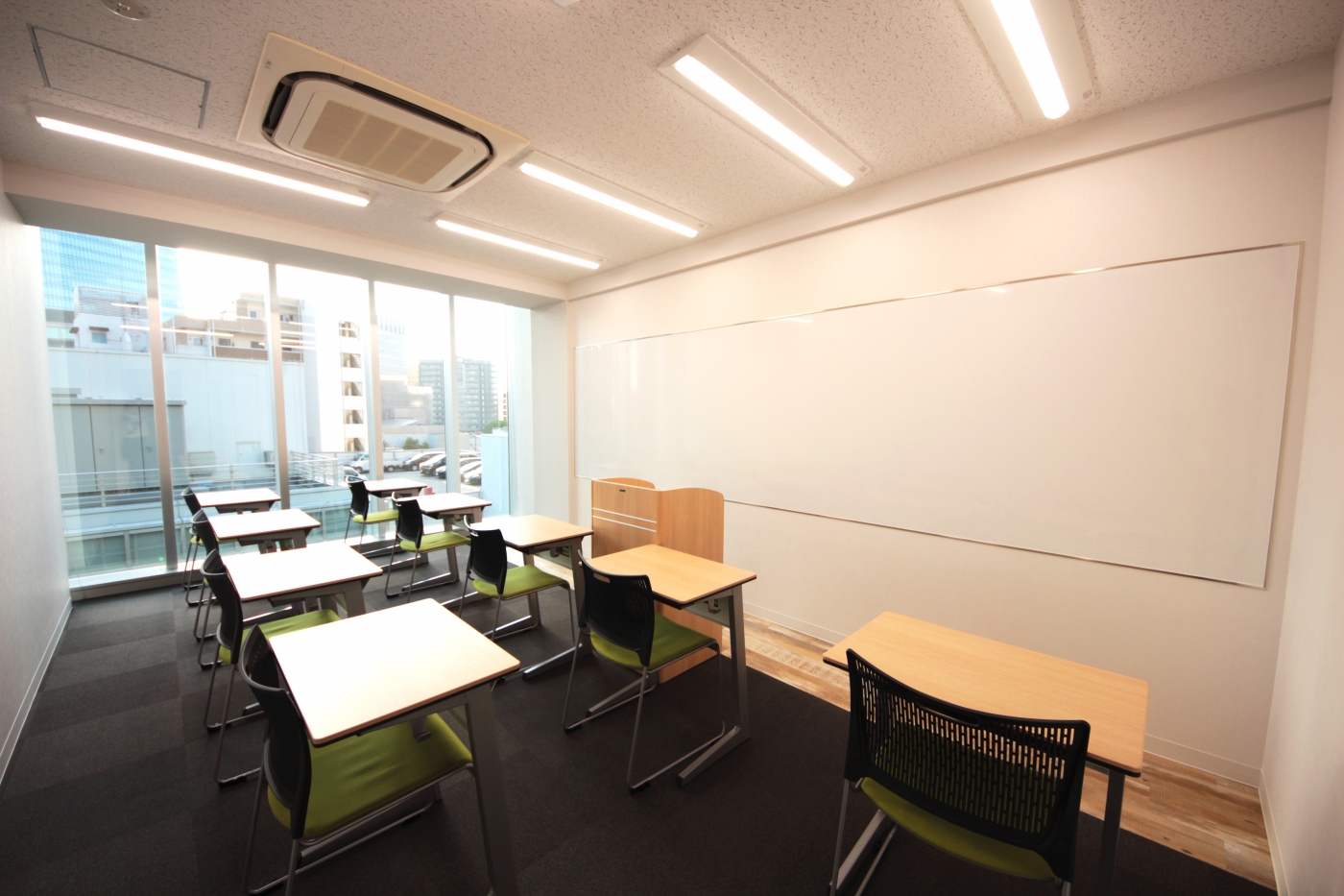 名古屋ＤＤＰ予備校 本校 の内観画像
