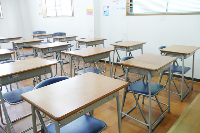 エムアイイー進学塾 本校 の内観画像