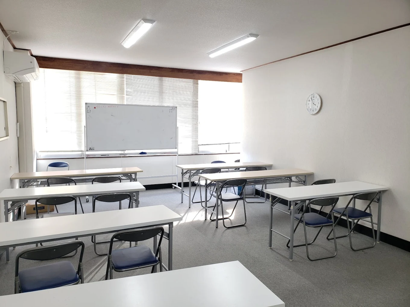 ＷＩＮ学習塾 本校 の内観画像
