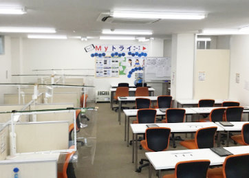 トライ式英会話 西条駅前校 の内観画像