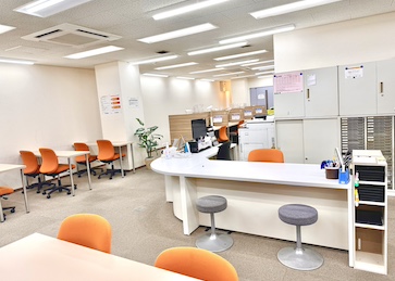 トライ式英会話 戸畑駅前校 の内観画像