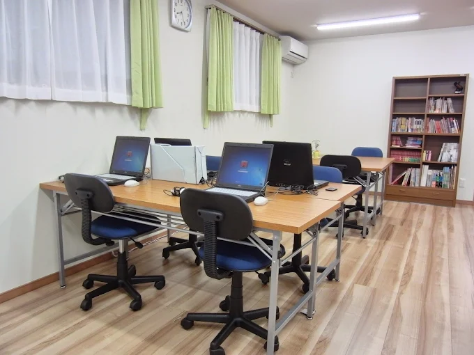 わかたけスクール 本校 の内観画像