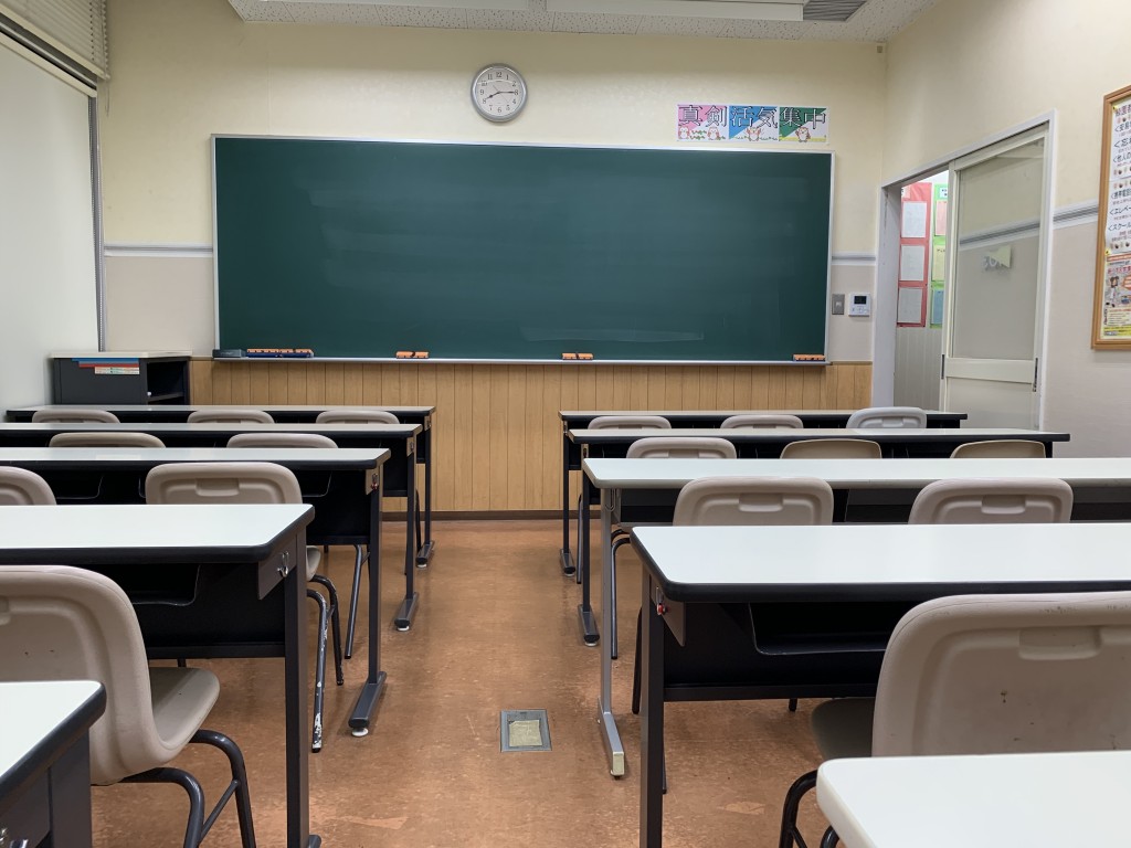 中萬学院 緑園都市スクール の内観画像