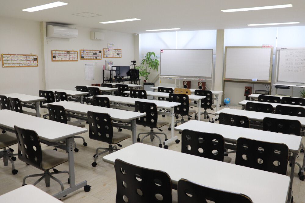 ＴＨＥ学習空間ＲＩＳＥ 本校 の内観画像