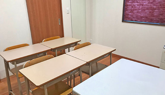 アート英語学苑 本校 の内観画像