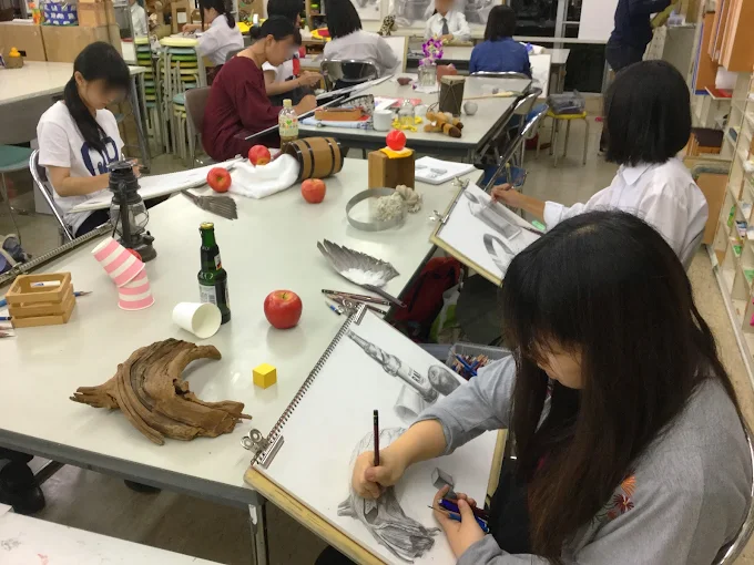 アート工房創 本校 の内観画像