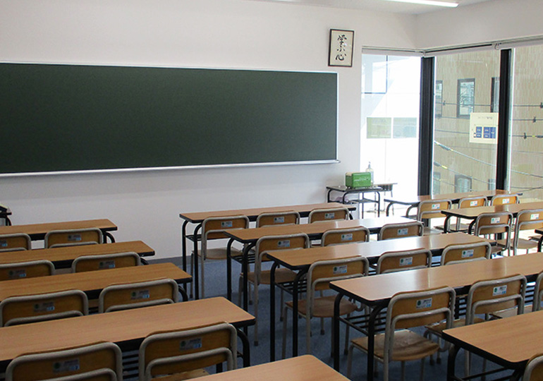 あづま進学塾 本校 の内観画像