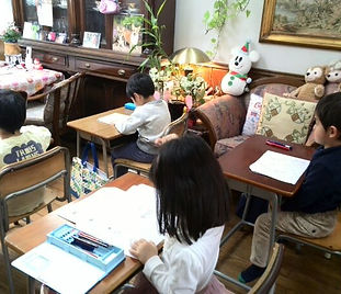 パル・山本英才教室 本校 の内観画像