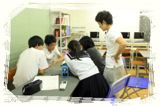 フマ学園知能開発進学塾 本校 の内観画像