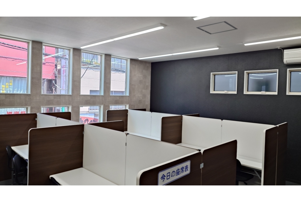 英才個別学院 中野島校 の内観画像