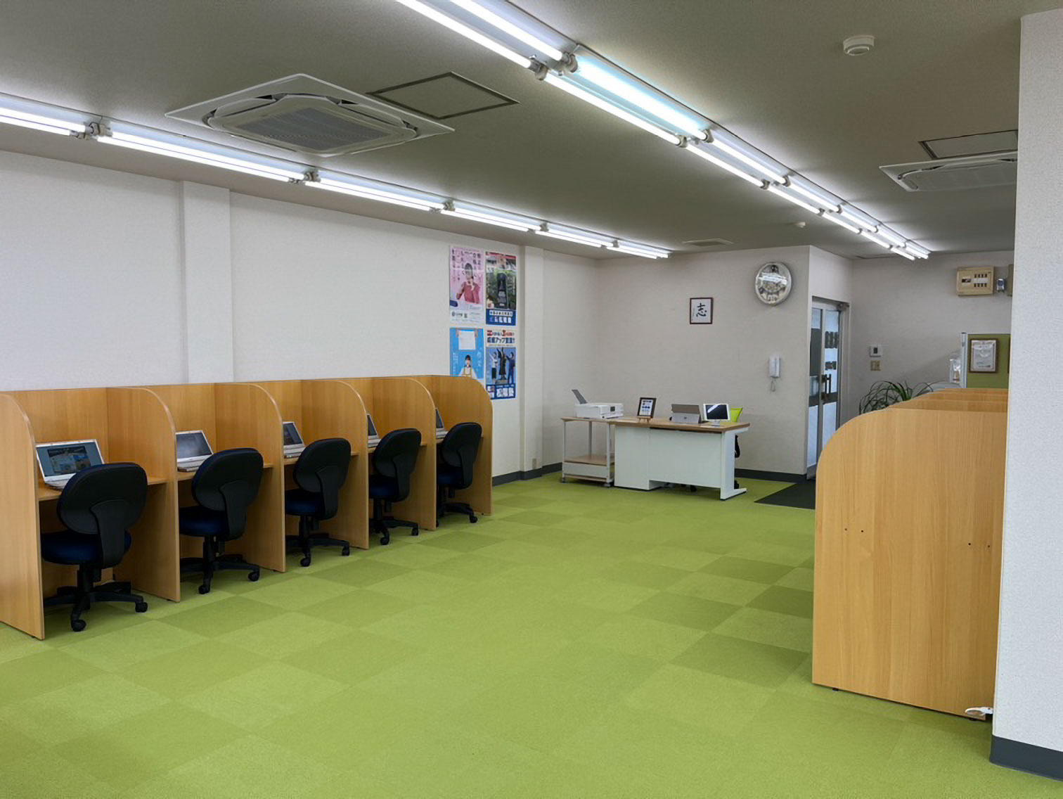 完全個別　松陰塾 藤沢本町校 の内観画像