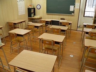 基本塾 本校 の内観画像