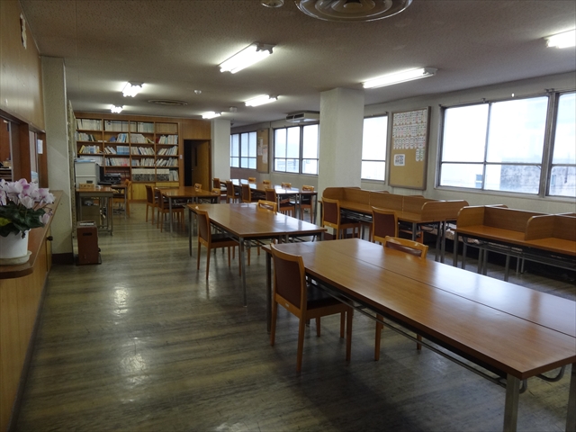 共学館義塾 本校 の内観画像