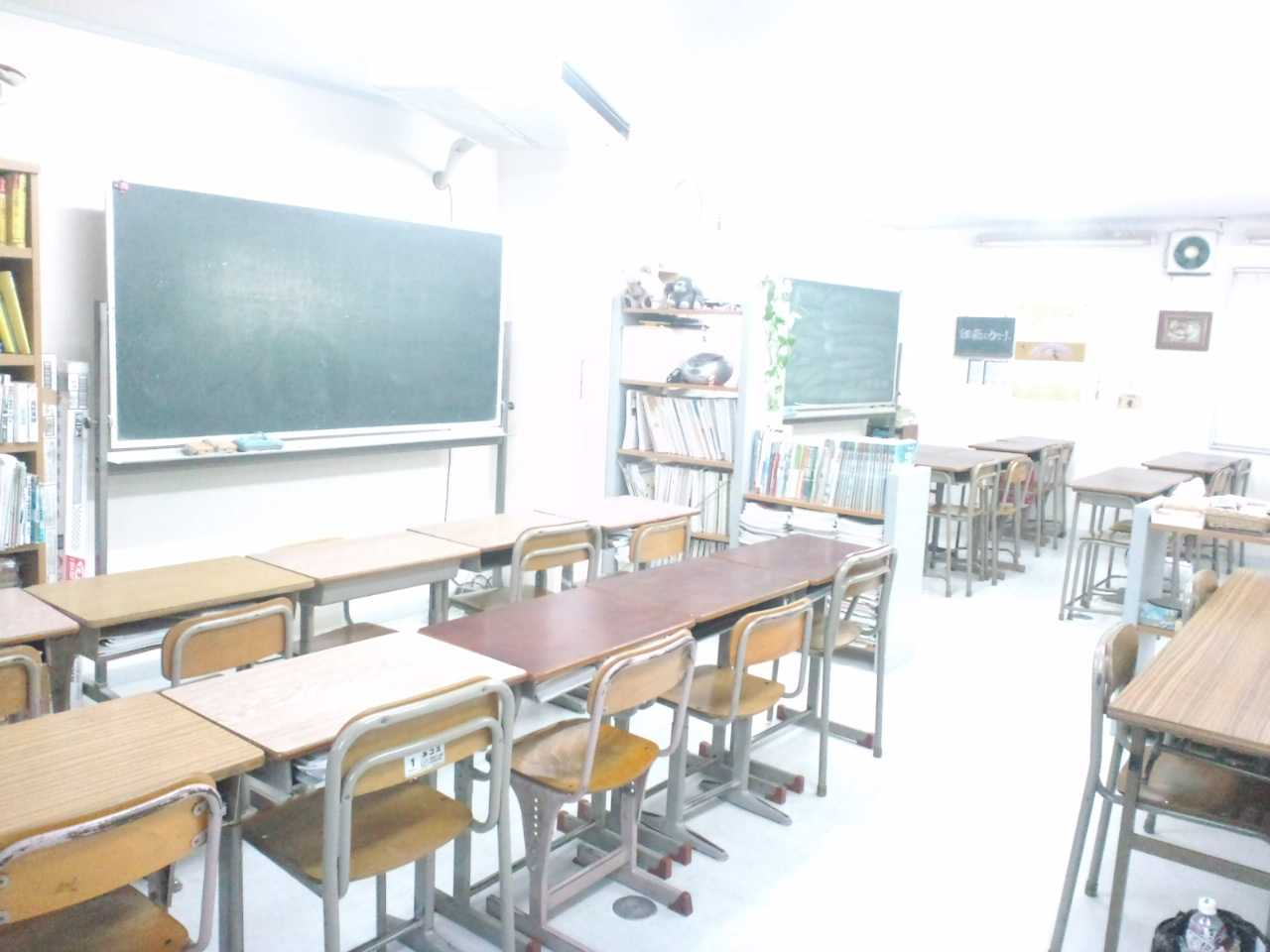 広島英数学院 呉教室 の内観画像