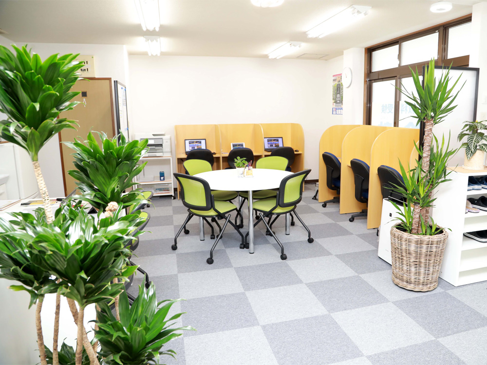 完全個別　松陰塾 大村本町校 の内観画像