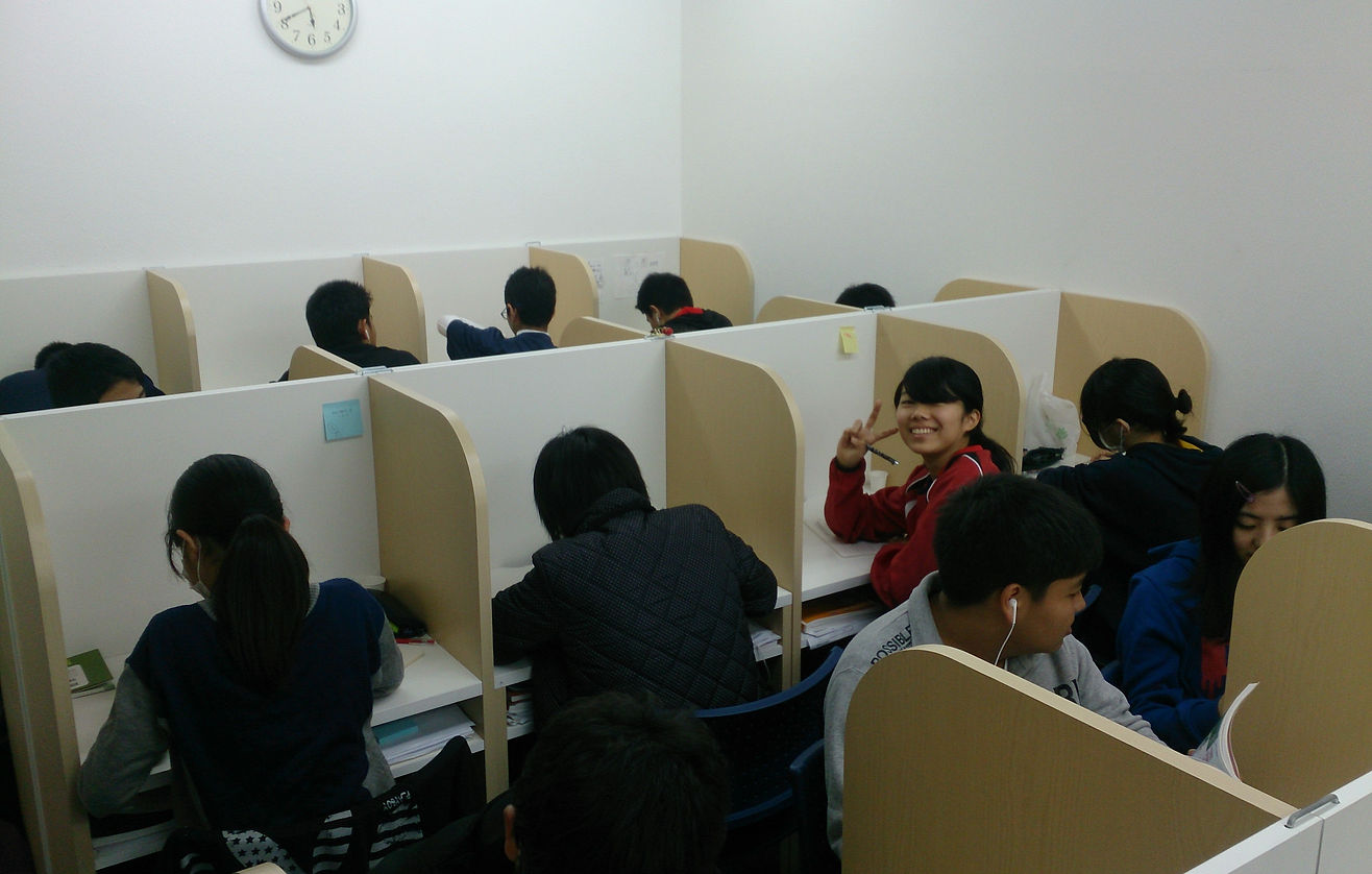 三慧塾 本校 の内観画像