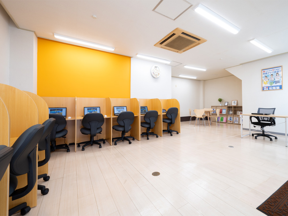 完全個別　松陰塾 本諫早栄町通校 の内観画像