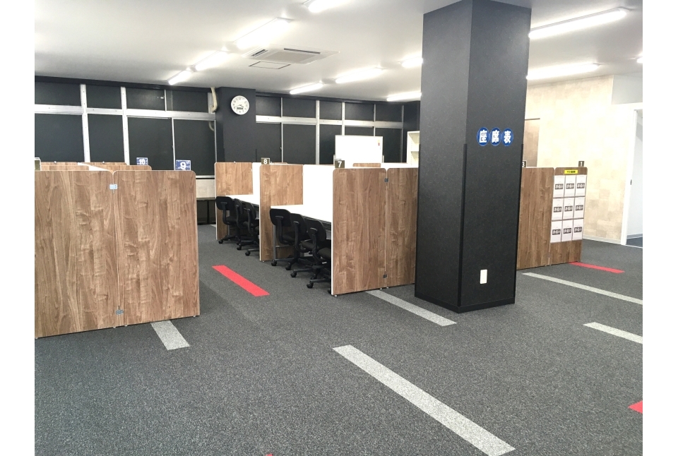 英才個別学院 上星川駅前校 の内観画像