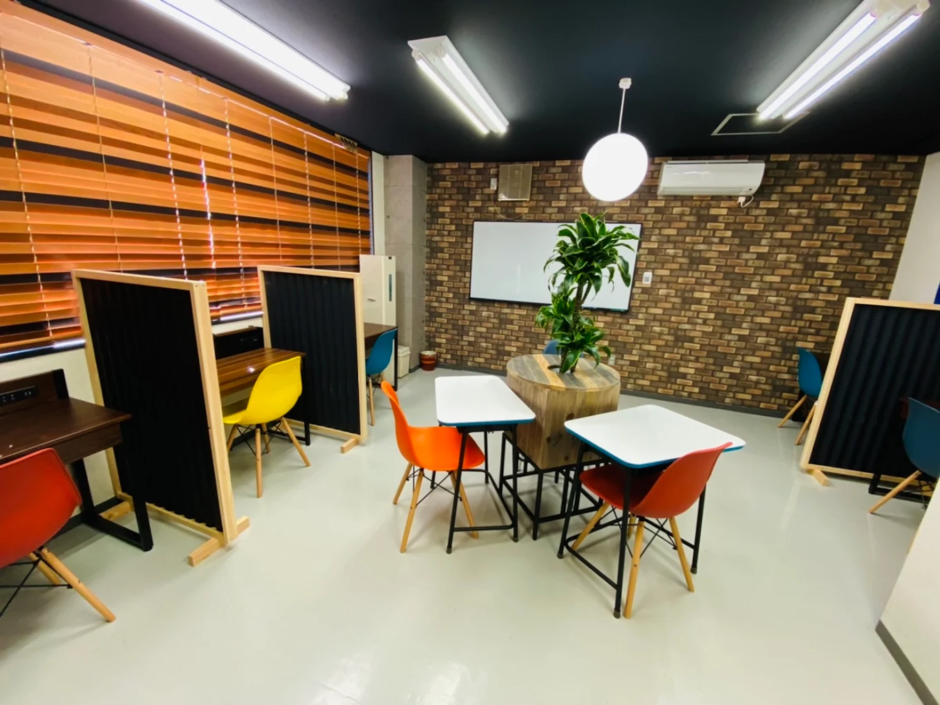 駿大セミナー 本校 の内観画像