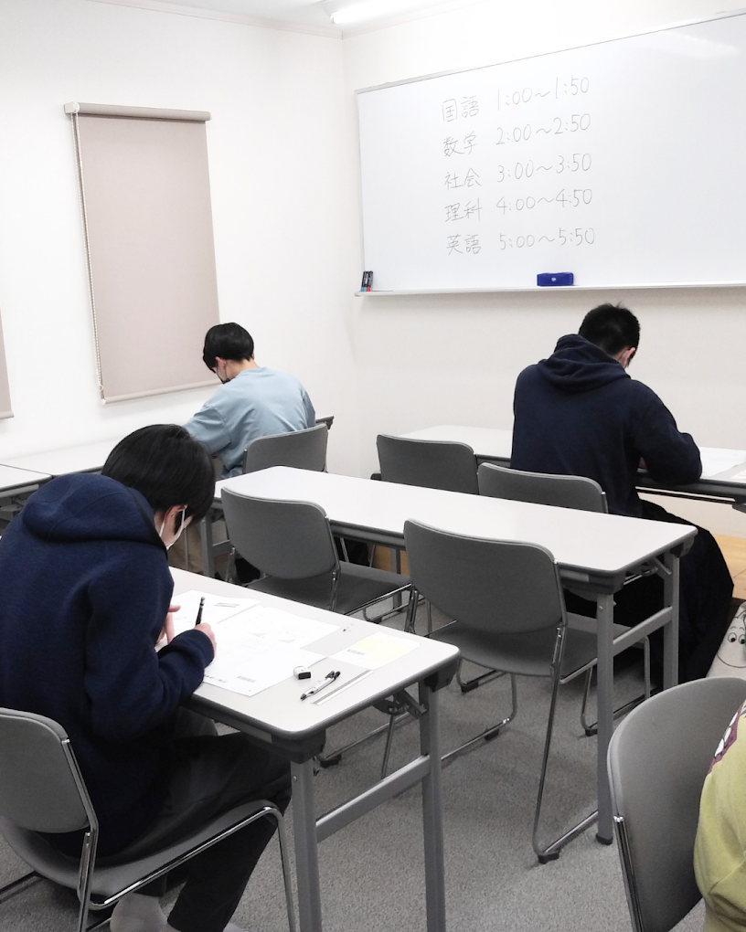信州学館 本校 の内観画像