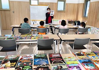 ＨＡＰＰＹ　ＤＯＬＰＨＩＮＳ のアイキャッチ画像