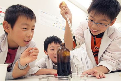 能力育成教室シーガルスクール＜理科実験教室＞ のアイキャッチ画像