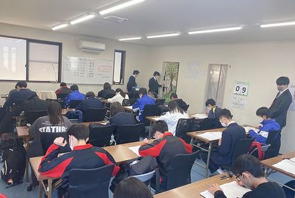 学習塾エイペックス　オンリー　ワン のアイキャッチ画像