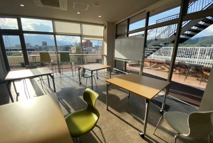 ユニタス外語学院 のアイキャッチ画像