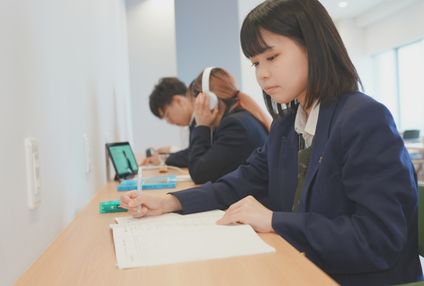 ＦＯＤＩＮＡ のアイキャッチ画像