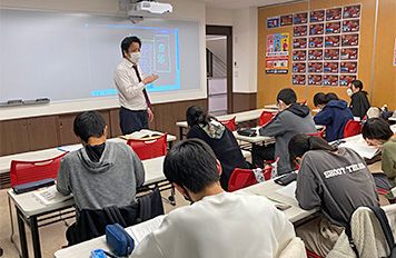 佐鳴予備校【初中等部】 のアイキャッチ画像