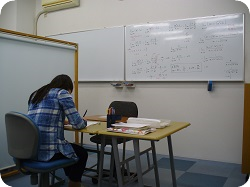 数学ゼミ 本校 の内観画像