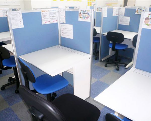 個別指導塾スタンダード 大橋教室 の内観画像