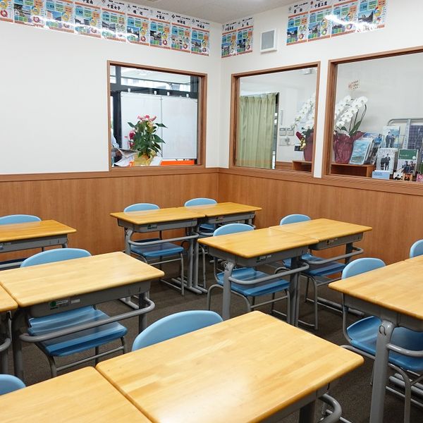 俊英館フレックス 千葉中央校 の内観画像