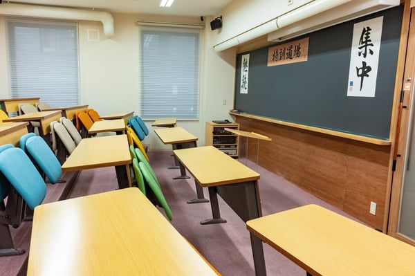 早稲田塾 四谷校 の内観画像