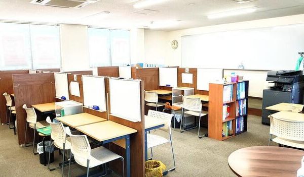 ナビ個別指導学院 太田校 の内観画像