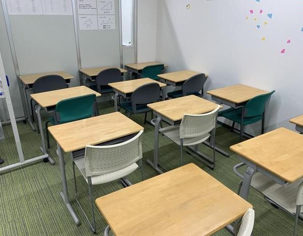 ナビ個別指導学院 半田校 の内観画像