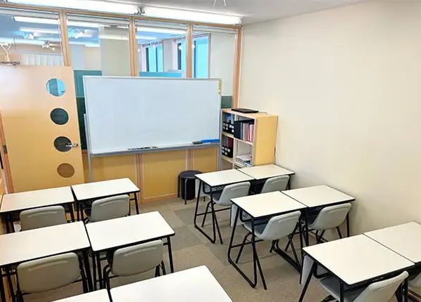 個別指導なら森塾 辻堂校 の内観画像