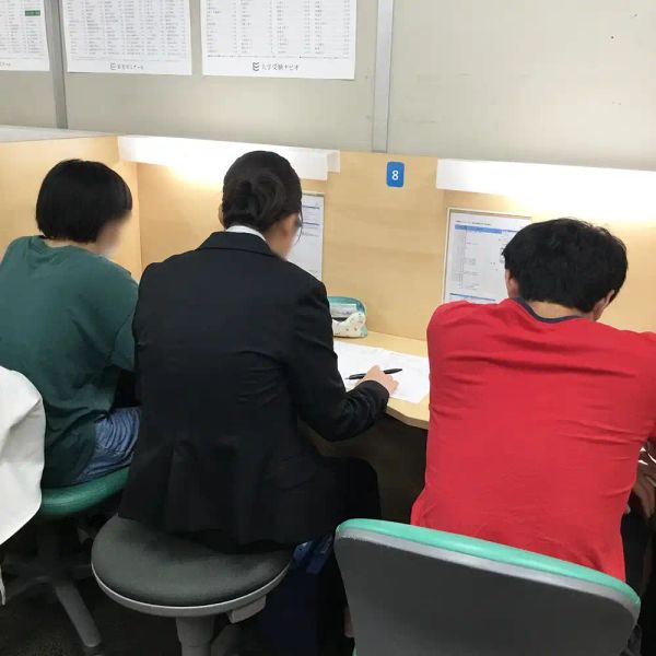 栄光の個別ビザビ ビザビ西大島校 の内観画像