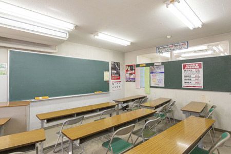 ＫＥＣ近畿教育学院 布施本校 の内観画像