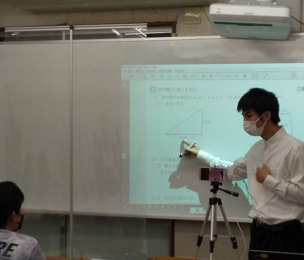 明修塾 茶屋町教室 の内観画像