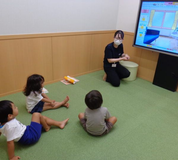 こども英会話専門校 アミティー 福井校 の内観画像