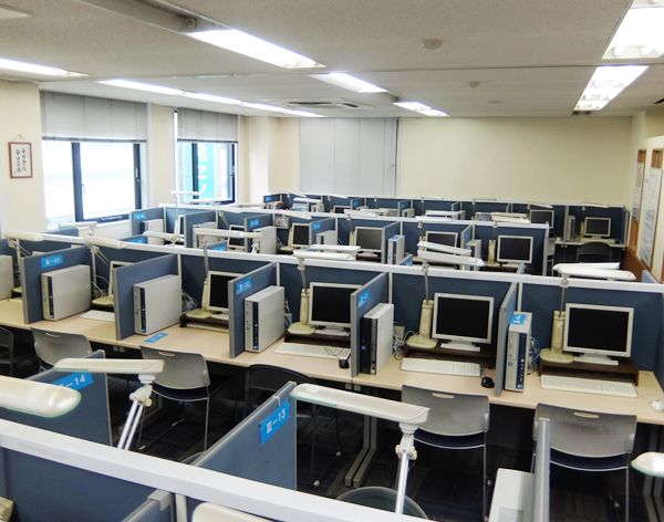 東進衛星予備校【ティエラコム】 東進長崎県庁前校 の内観画像