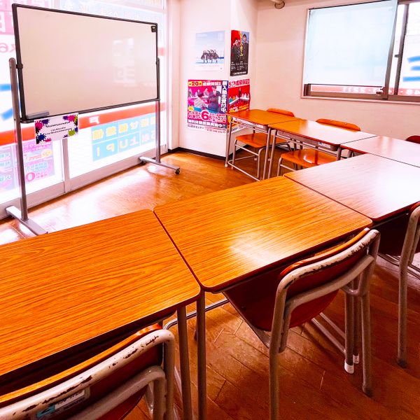 国大セミナー 戸田校 の内観画像