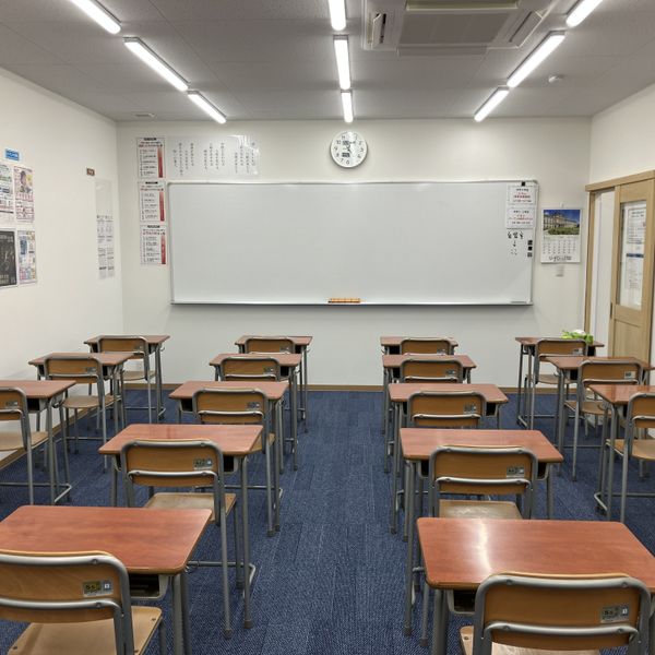 リード進学塾 土岐駅前校 の内観画像