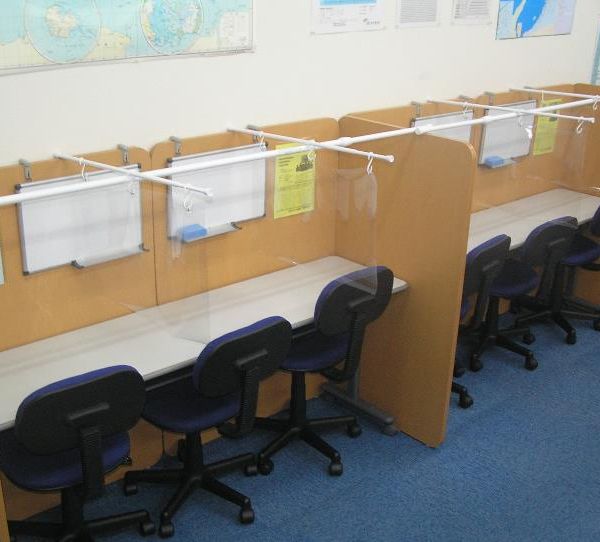 個別指導 スクールIE 宝殿校 の内観画像